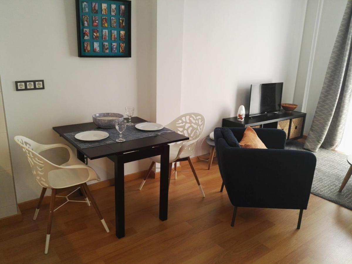 Apartamento Cervantes Малага Экстерьер фото